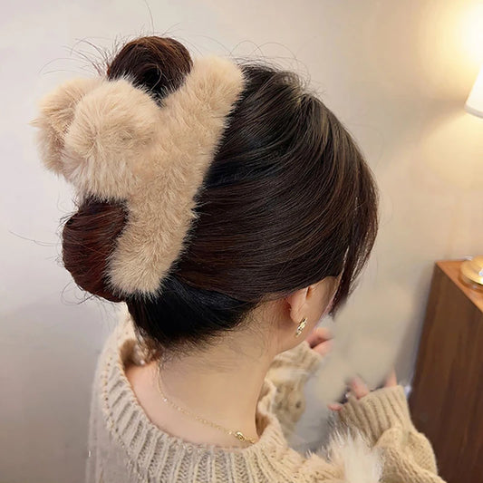 Cartoon Bear Plush Hair Claw Faux Fur Large Shark Clip Korean Autumn And Winter Claw Clip Fashion INS Crab Clip New Barrettes ''hayoutopy''