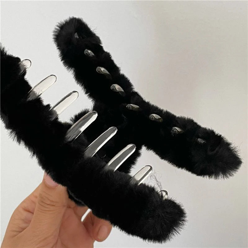 Cartoon Bear Plush Hair Claw Faux Fur Large Shark Clip Korean Autumn And Winter Claw Clip Fashion INS Crab Clip New Barrettes ''hayoutopy''
