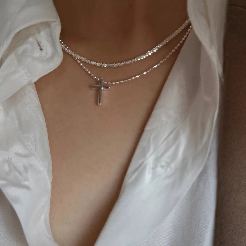 Silver Color Sparkling Necklace For Women's
