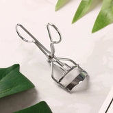 Makeup Eyelash Curler